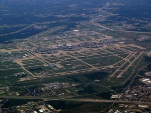 800px-Dallas_-_Fort_Worth_International_Airport